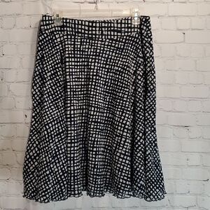 Pendelton nylon mesh knee length skirt size 8